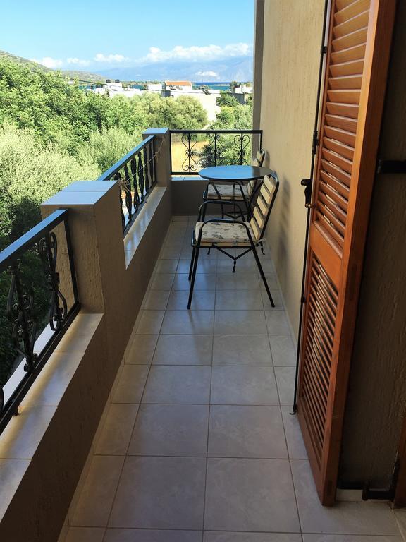 Janet'S Apartments Elounda Экстерьер фото